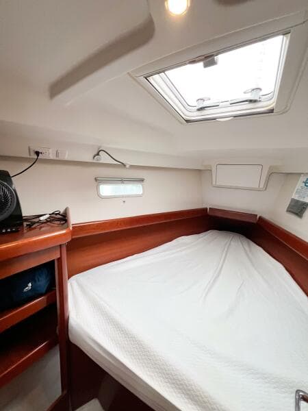 2007 Beneteau 373
