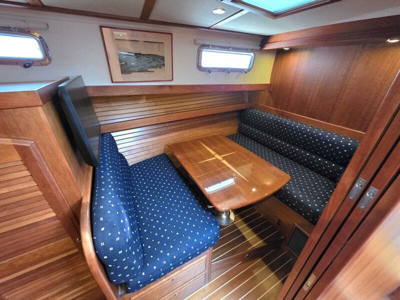 2017 Sabre 42 Salon Express