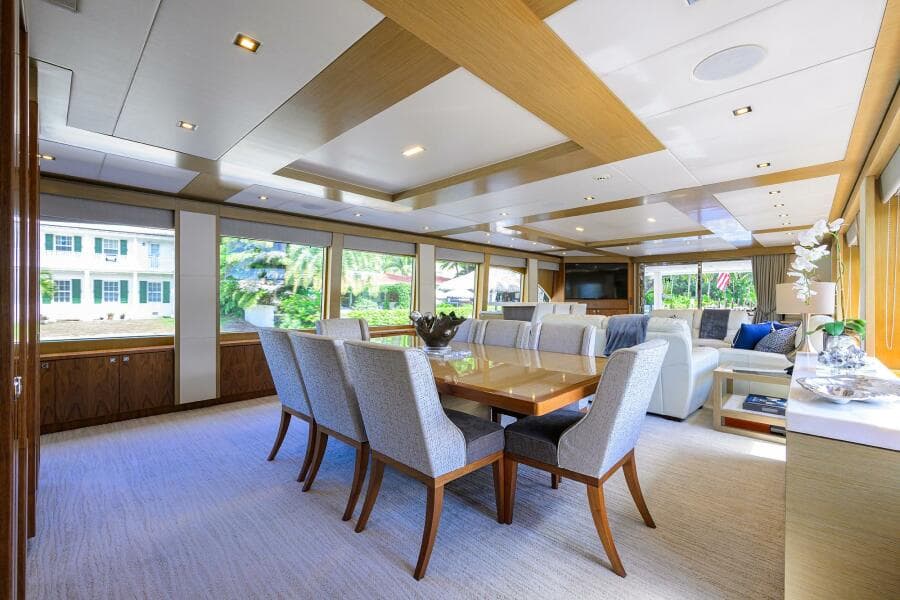 2018 Hargrave Raised Pilothouse