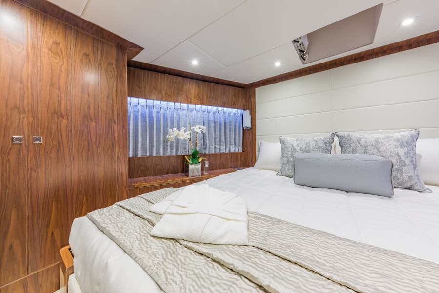 2018 Hargrave Raised Pilothouse
