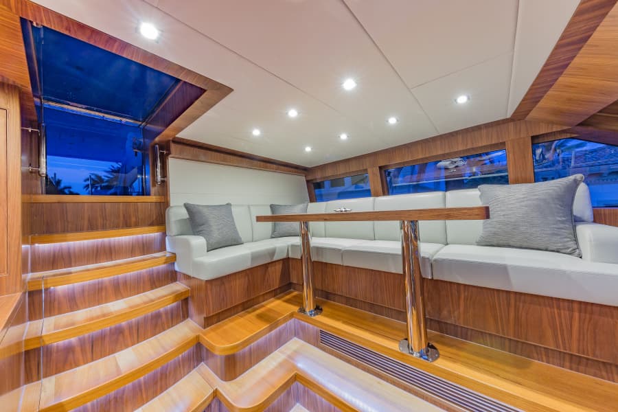 2018 Hargrave Raised Pilothouse
