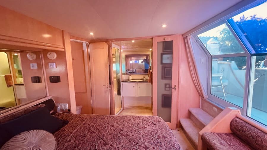 1997 CARVER YACHTS 500 COCKPIT MY