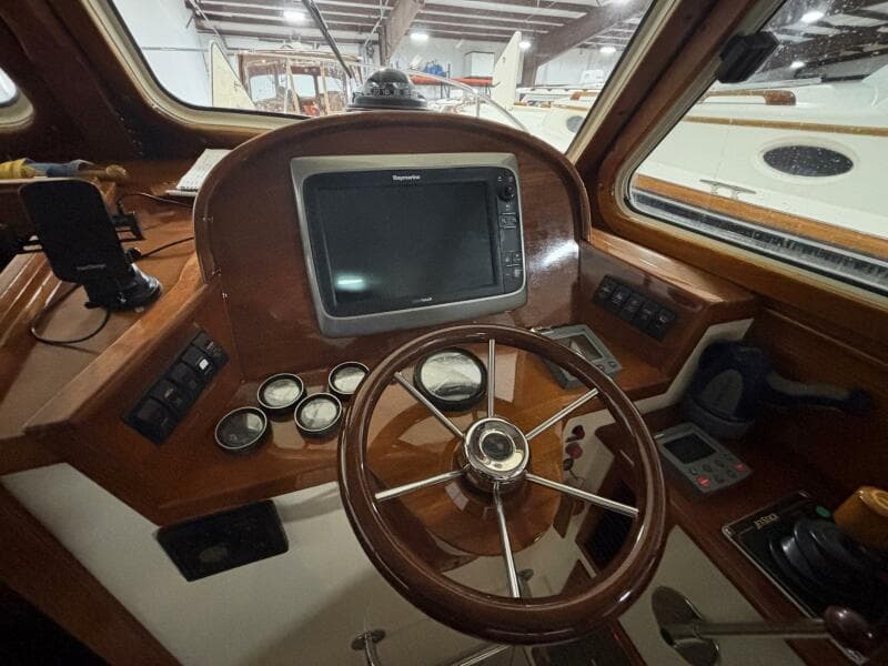 2001 Hinckley 36 Picnic Boat EP