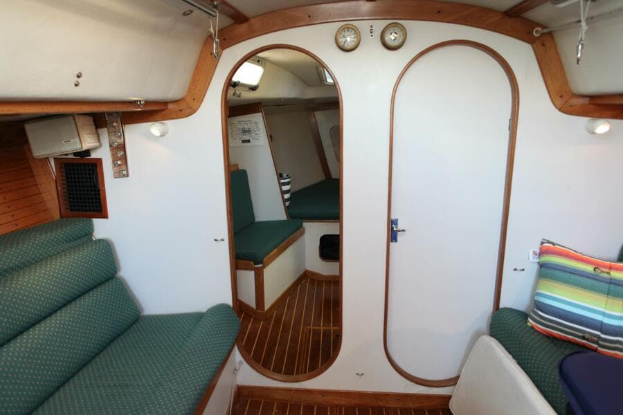 1996 J Boats 120