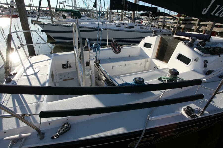 1996 J Boats 120