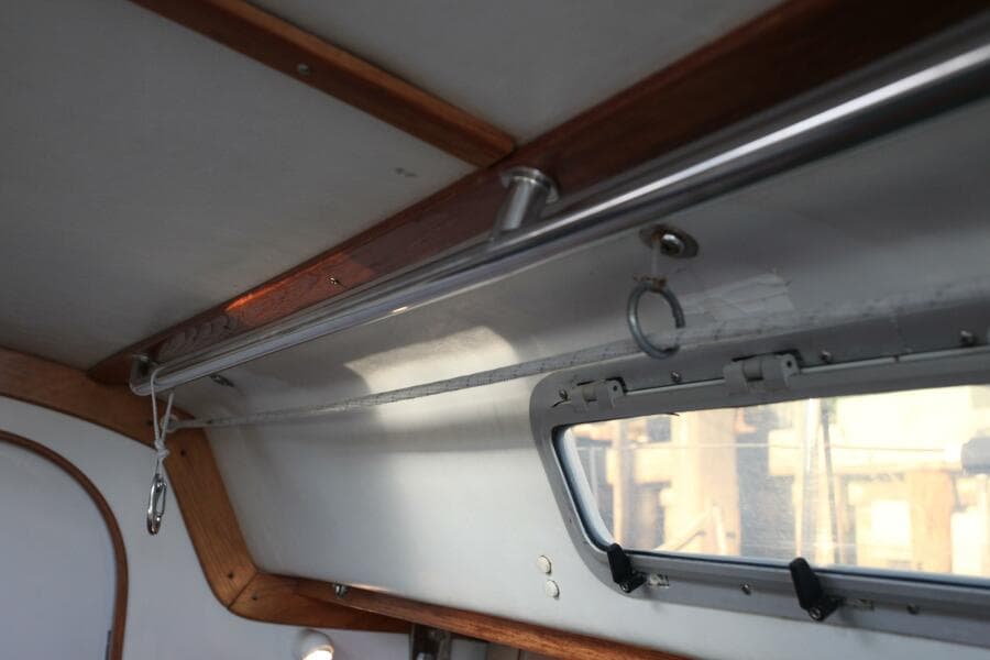 1996 J Boats 120
