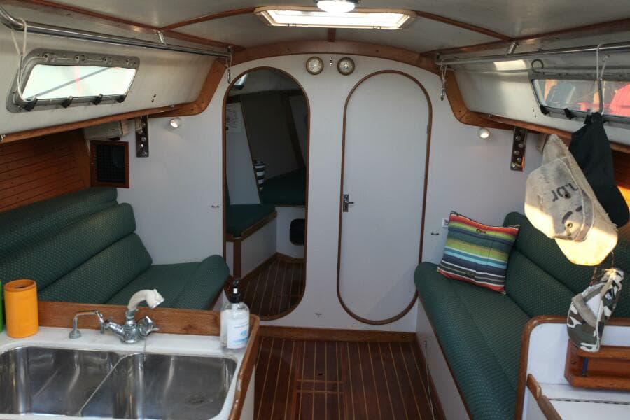 1996 J Boats 120