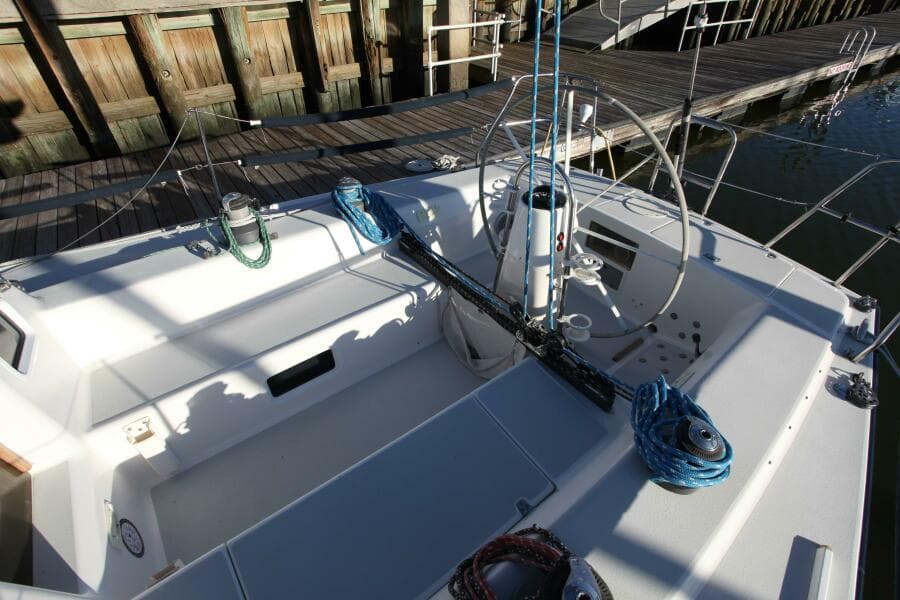 1996 J Boats 120
