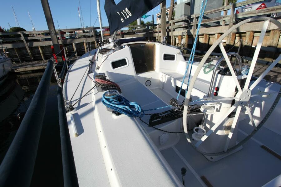 1996 J Boats 120
