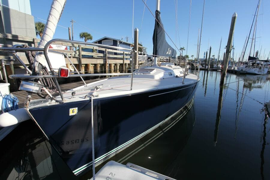1996 J Boats 120