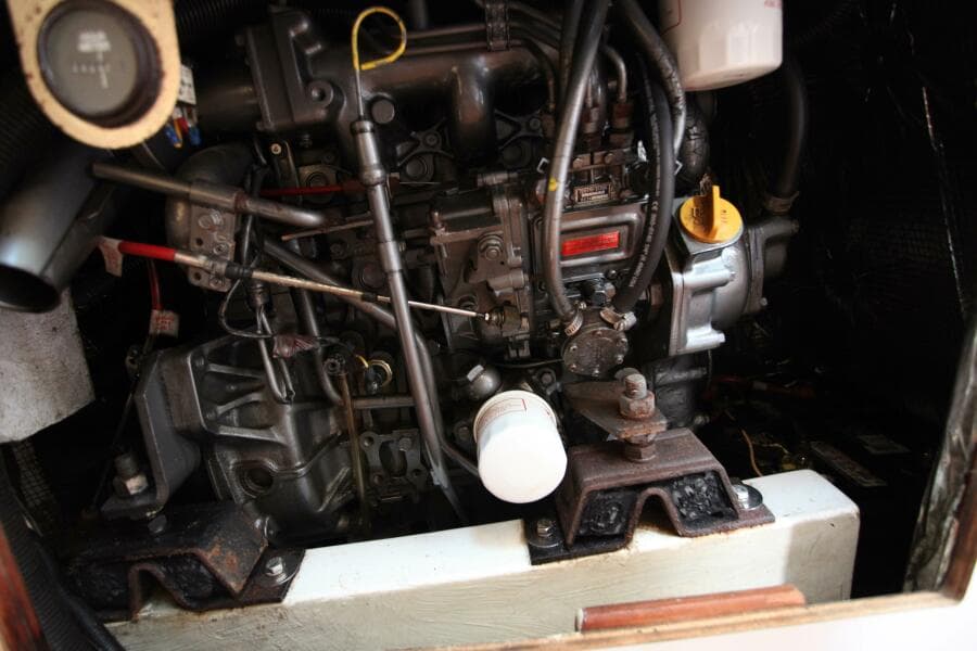 1996 J Boats 120