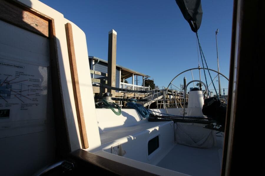 1996 J Boats 120