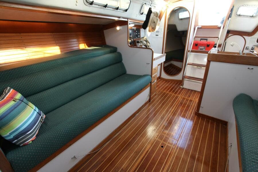 1996 J Boats 120