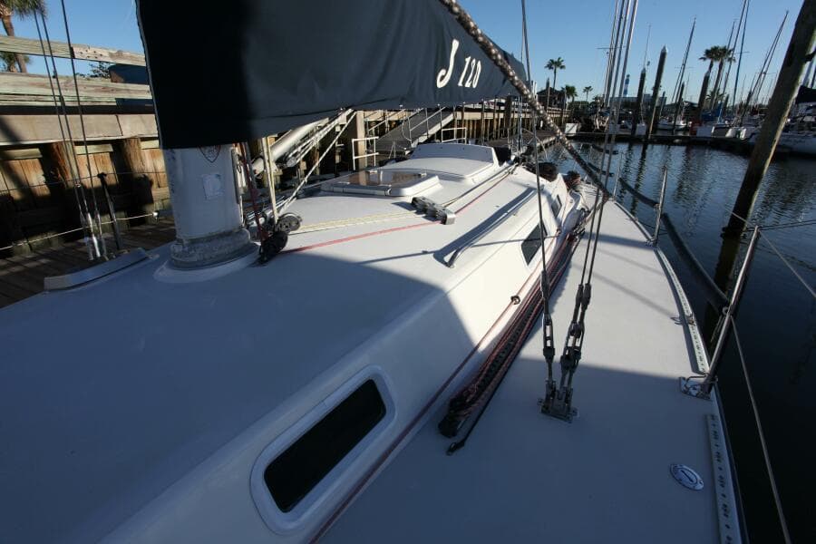 1996 J Boats 120