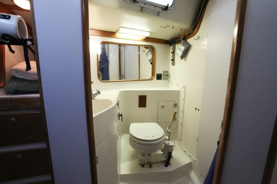 1996 J Boats 120