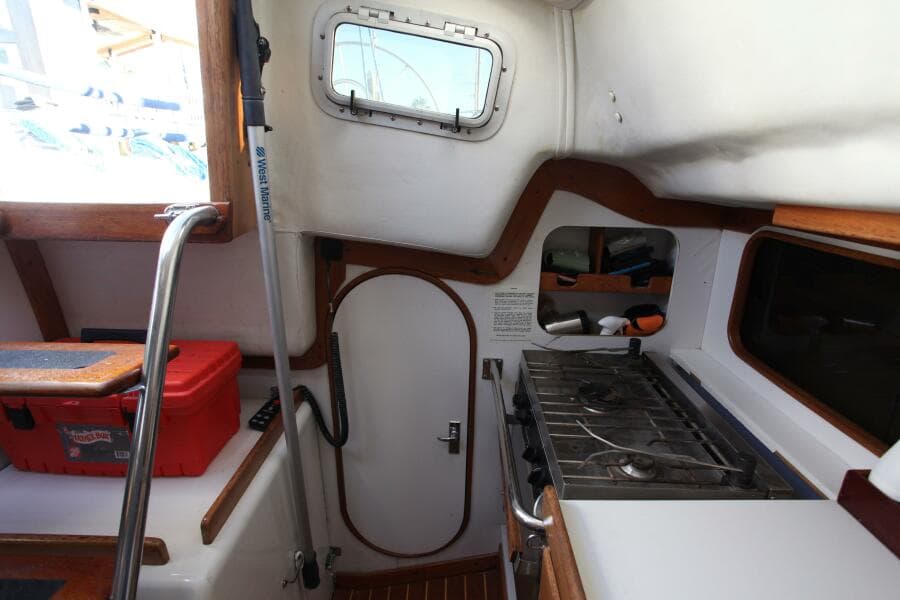 1996 J Boats 120
