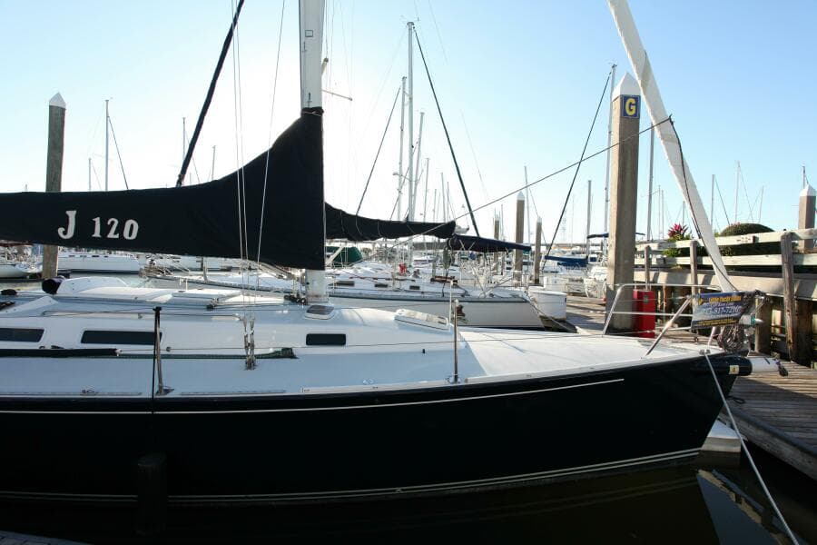 1996 J Boats 120