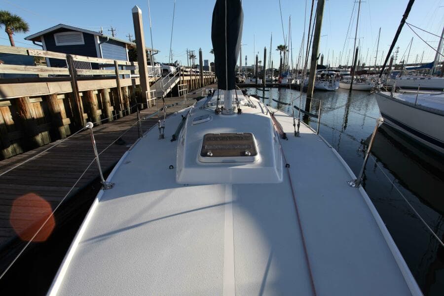 1996 J Boats 120