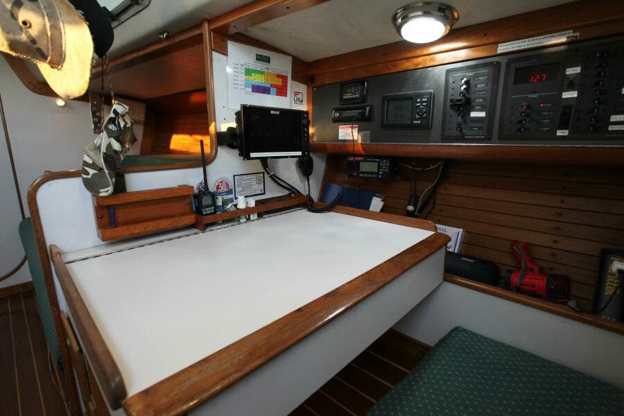 1996 J Boats 120