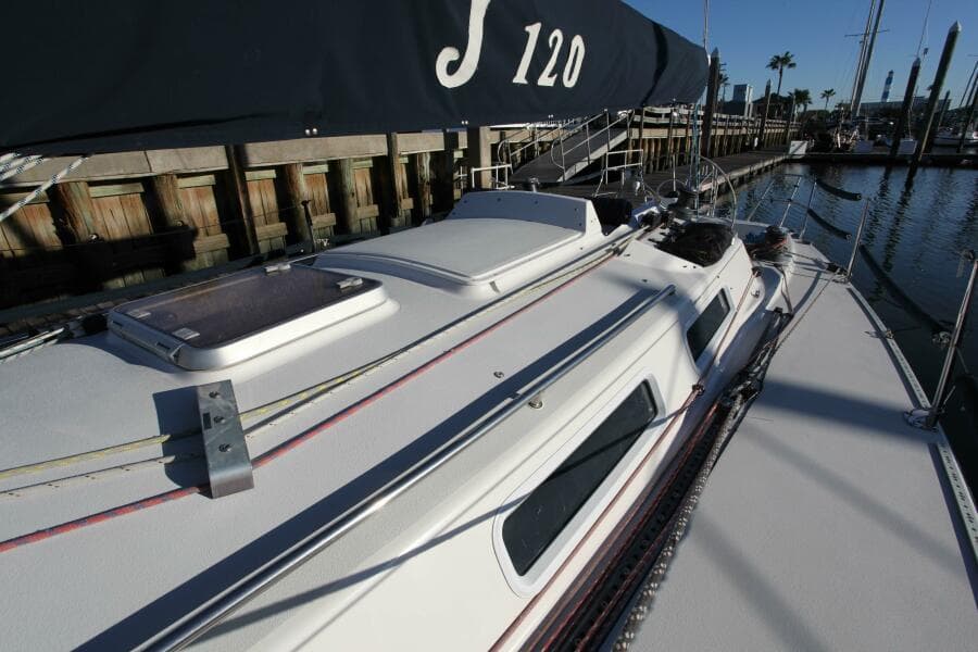 1996 J Boats 120