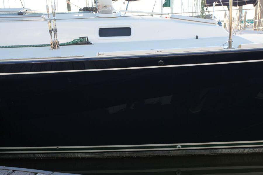 1996 J Boats 120
