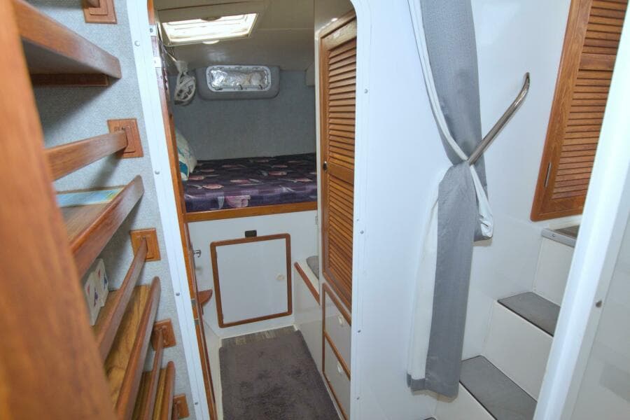 1996 Manta 40