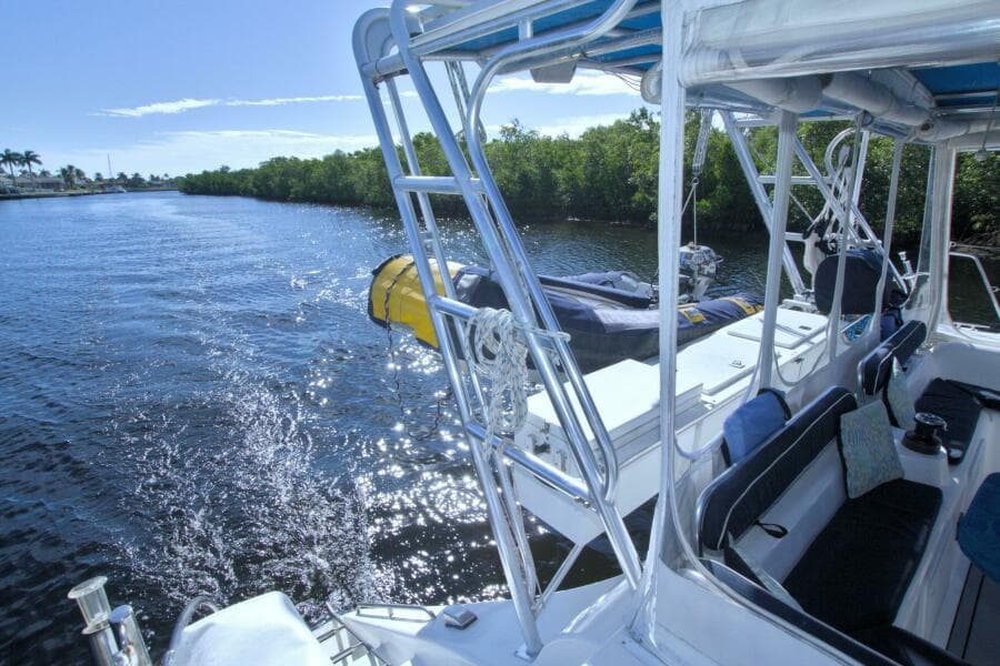 1996 Manta 40