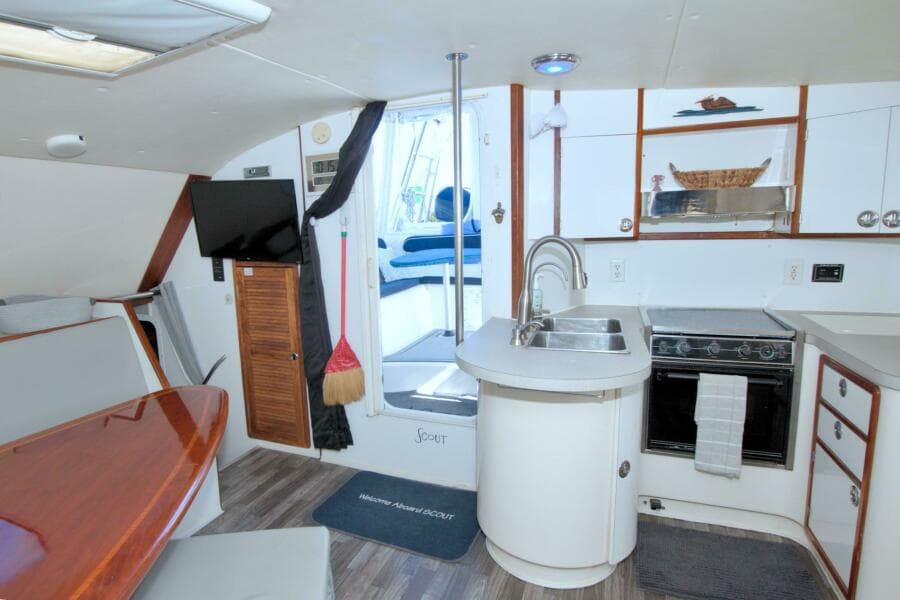 1996 Manta 40