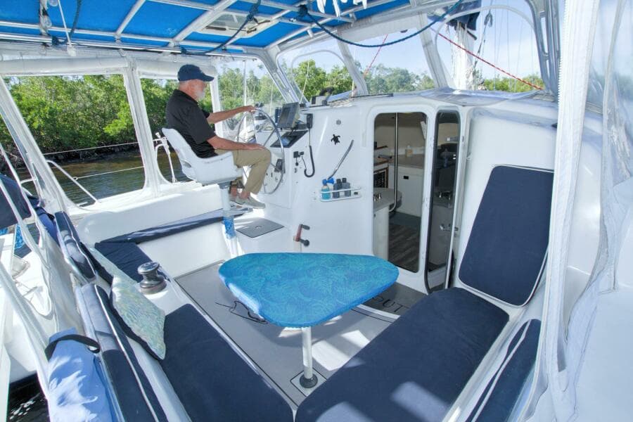 1996 Manta 40