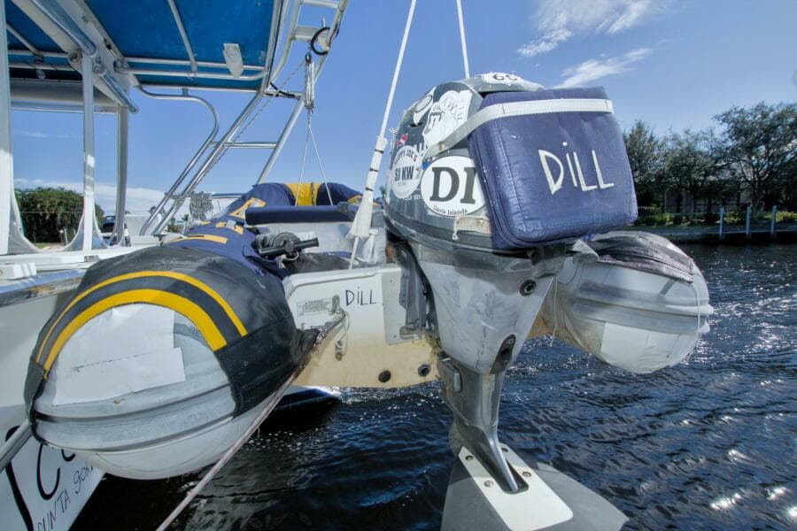 1996 Manta 40