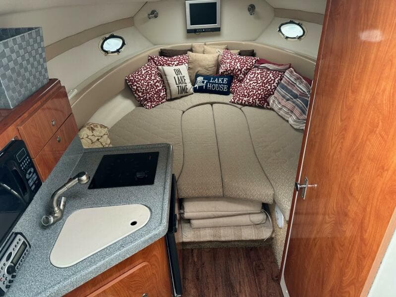 2006 Larson Cabrio 274