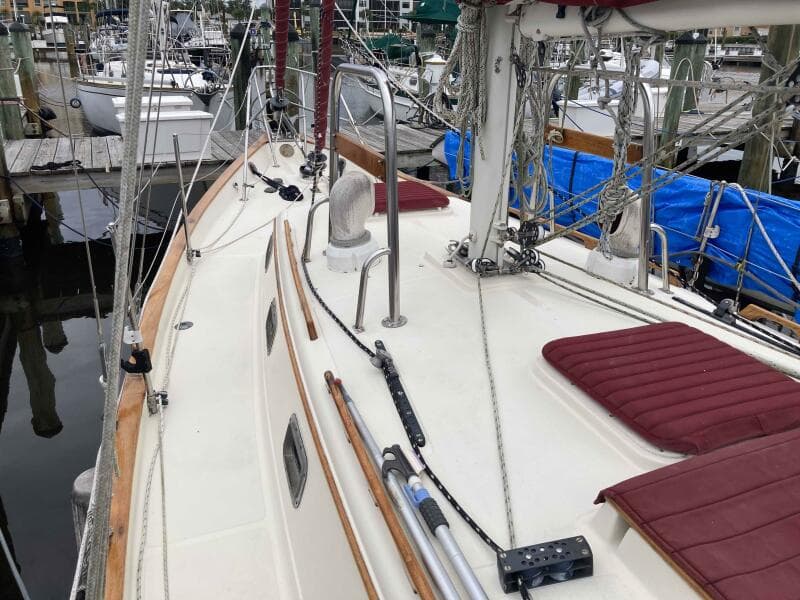 1990 Pacific Seacraft 34 Voyager