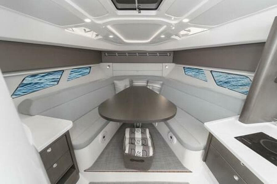 2022 Intrepid 477 Evolution