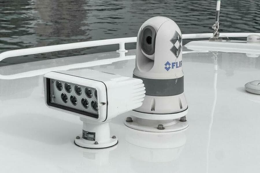 2022 Intrepid 477 Evolution