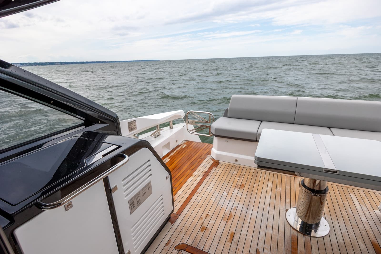 2026 Sunseeker 55 Predator