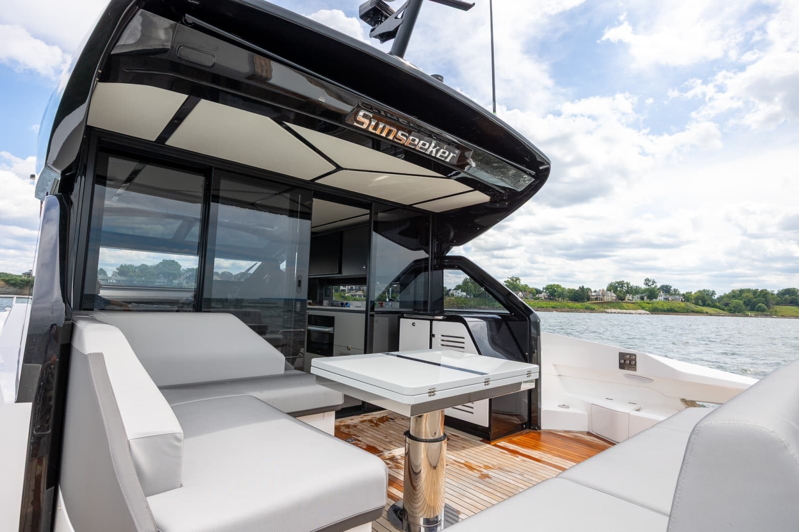 2026 Sunseeker 55 Predator
