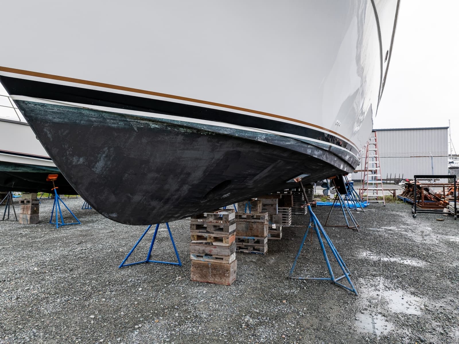 2001 Navigator 61 Pilothouse