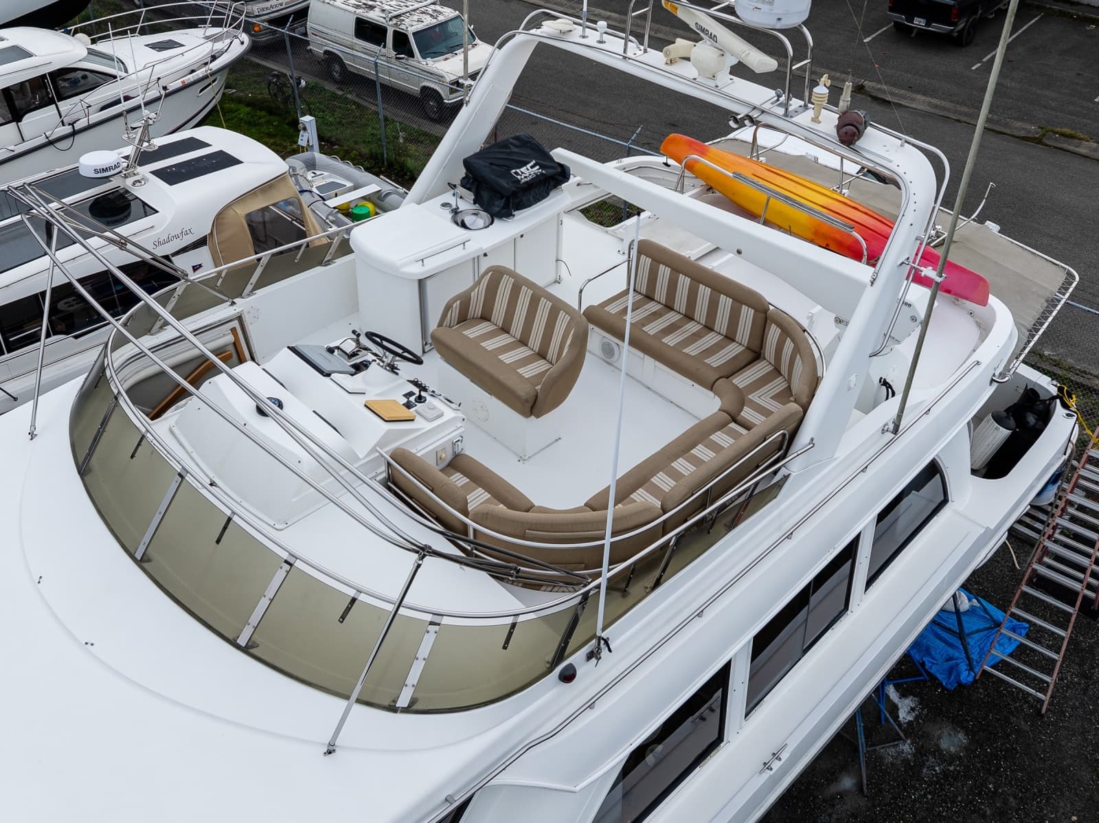 2001 Navigator 61 Pilothouse