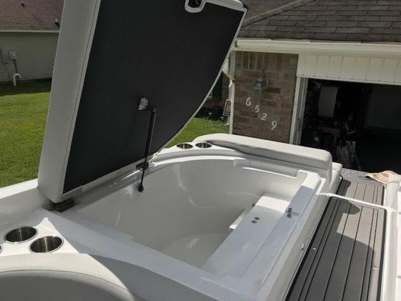 2018 Rinker 29QX