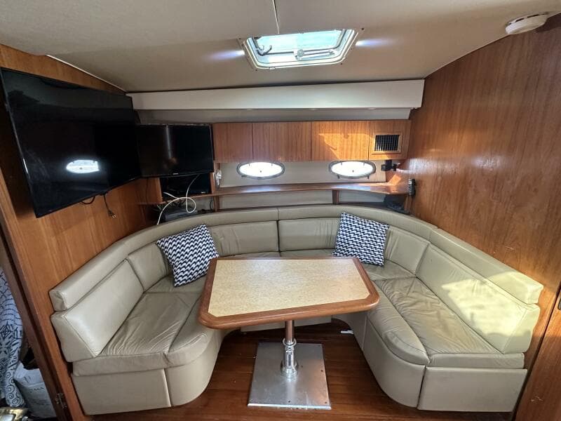 2001 Tiara Yachts 4300 Open