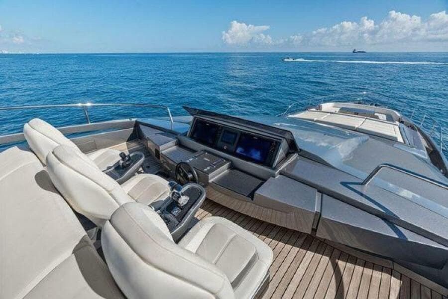 2019 Pershing 