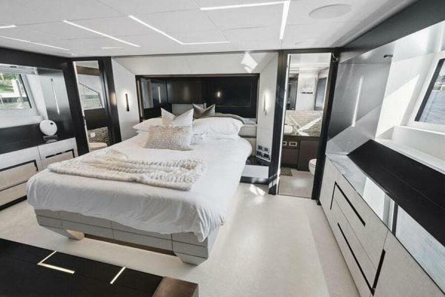 2019 Pershing 