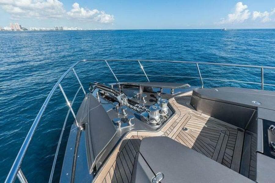 2019 Pershing 