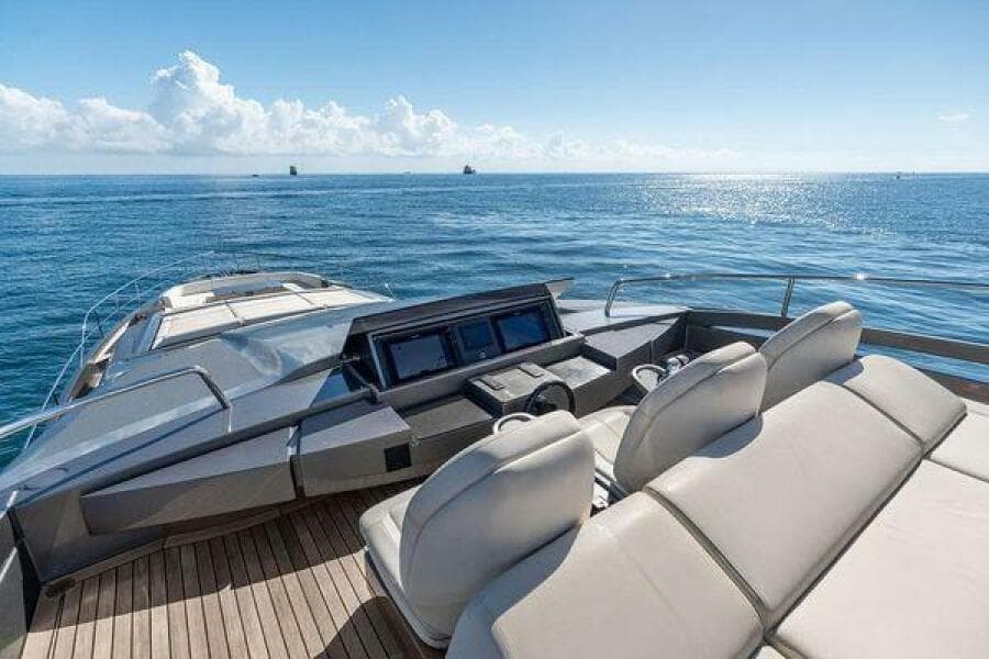2019 Pershing 
