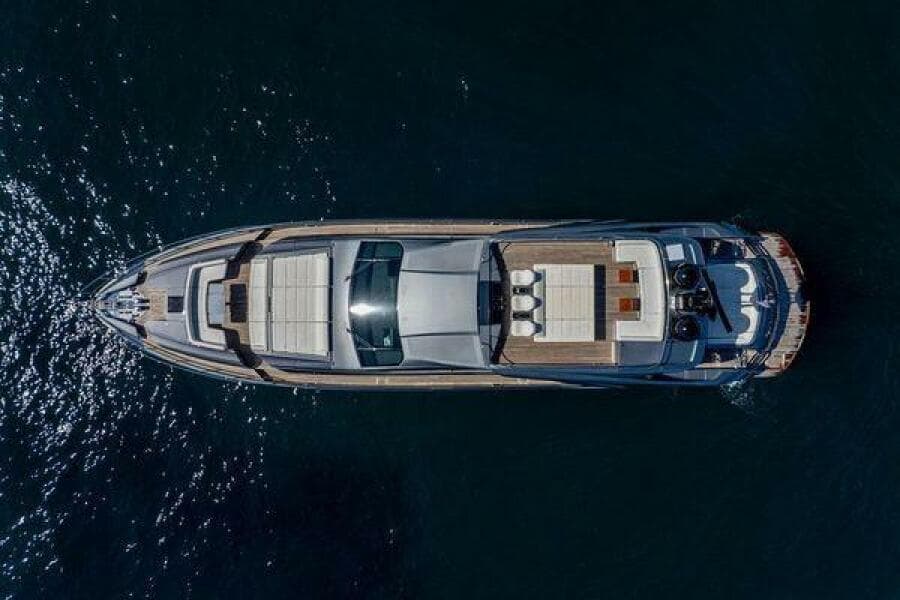 2019 Pershing 