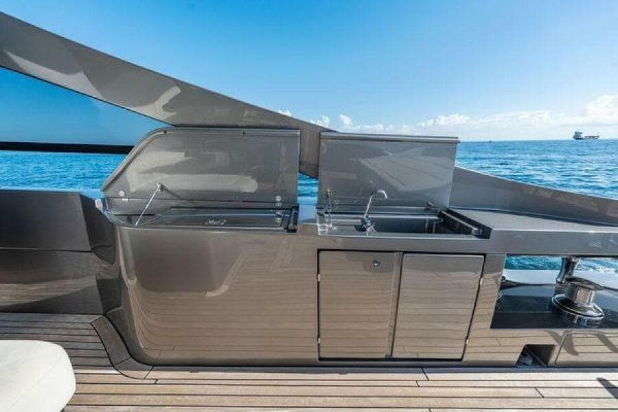 2019 Pershing 