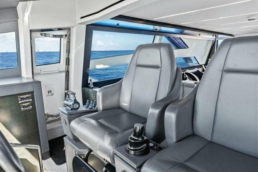 2019 Pershing 