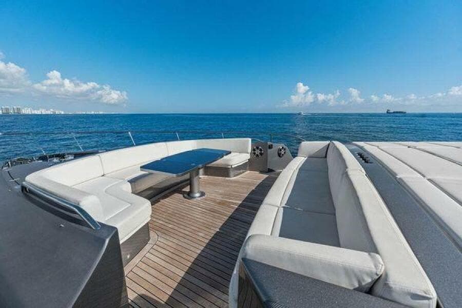 2019 Pershing 