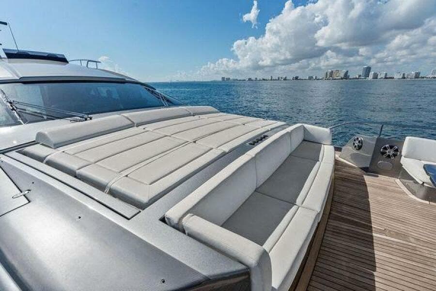 2019 Pershing 