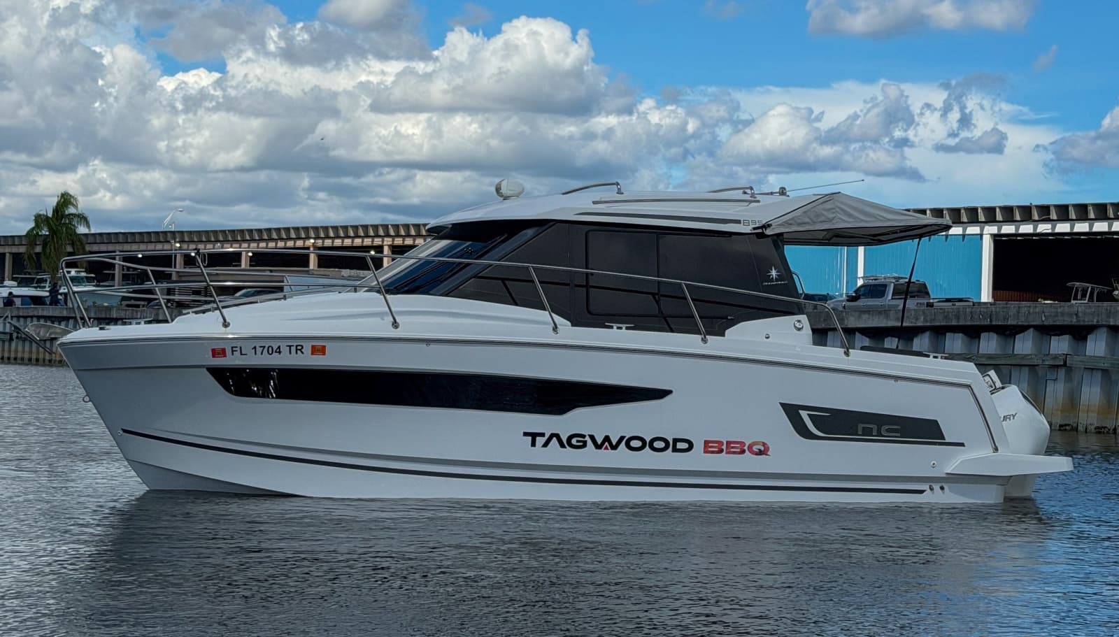 2023 Jeanneau NC895